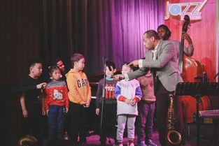 培训互动游戏吃瓜群众,趣味培训新体验